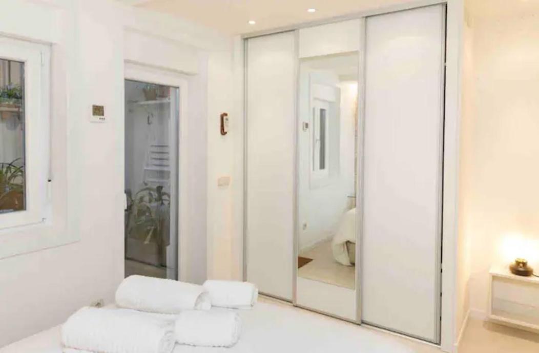Beautiful & Cozy Apartment In The Heart Of Madrid Esterno foto